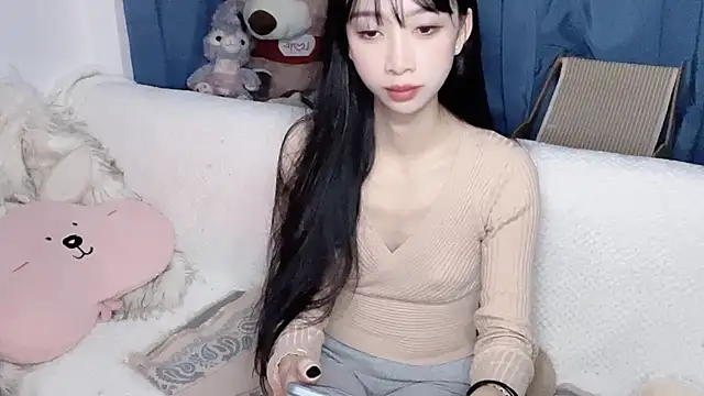 Lili-2 online show from 11-19-25, 01:55