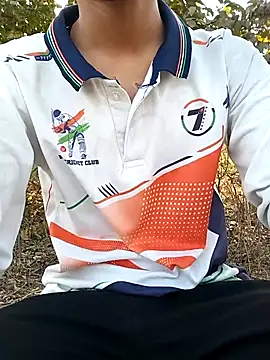 Snapshot of Piyush_2024 chatting on 02-21-25, 11:11 Piyush 2024 online show from 02-21-25, 11:11