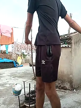 Snapshot of Piyush_2024 chatting on 02-27-25, 02:03 Piyush 2024 online show from 02-27-25, 02:03