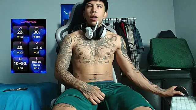 Nickhot0609 online show from 03-23-26, 09:20