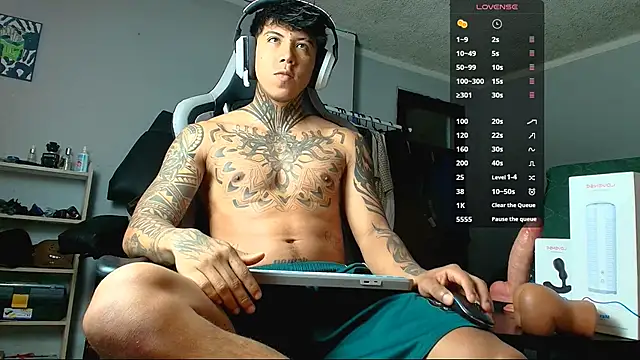 Snapshot of Nickhot0609 chatting on 09-24-25, 06:47 Nickhot0609 online show from 09-24-25, 06:47