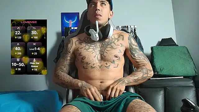 Nickhot0609 online show from 03-24-26, 08:47