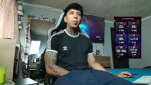 Nickhot0609 online show from 02-11-26, 03:12