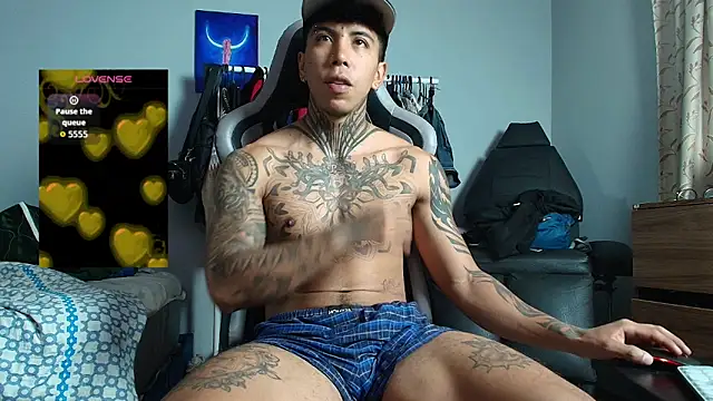 Nickhot0609 online show from 03-13-26, 09:47