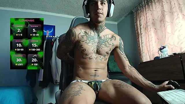 Nickhot0609 online show from 04-13-26, 07:18