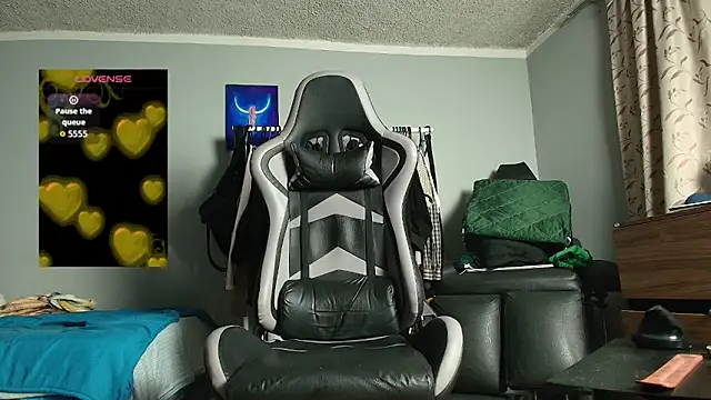 Nickhot0609 online show from 03-30-26, 09:55