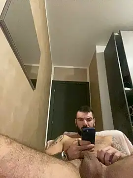 Snapshot of RobyTheDark99 chatting on 12-24-24, 02:01 RobyTheDark99 online show from 12-24-24, 02:01