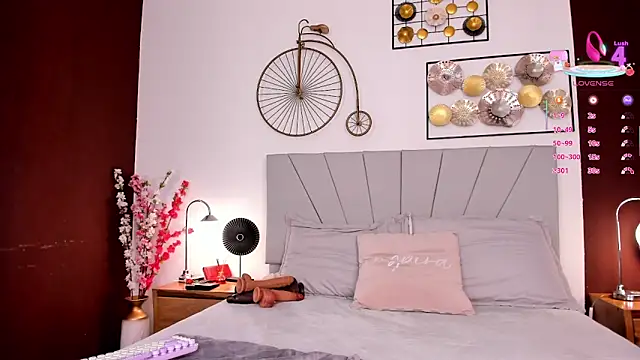 Snapshot of Makena_gh chatting on 10-09-25, 04:13 Makena gh online show from 10-09-25, 04:13