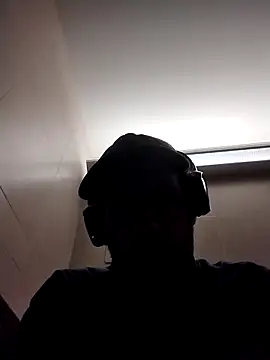 axelongshaft69 online show from 12-19-25, 08:22