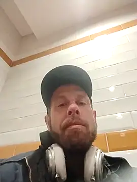 axelongshaft69 online show from 04-05-26, 11:50