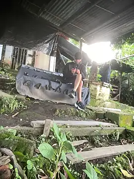 Jestebanano online show from 03-14-26, 12:00