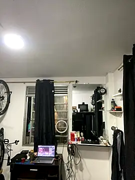 Jestebanano online show from 12-05-25, 04:00