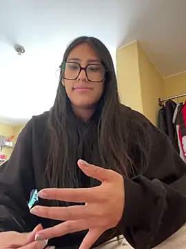 AleFantasy0001 online show from 10-29-25, 04:28