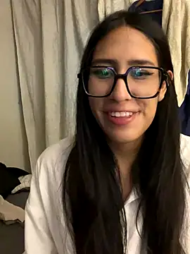 AleFantasy0001 online show from 10-28-25, 04:02