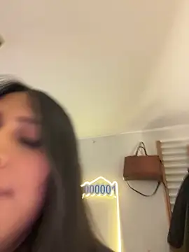 AleFantasy0001 online show from 02-05-26, 06:15