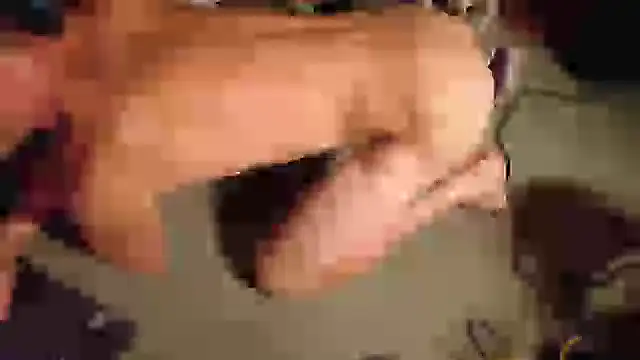 Snapshot of Slammyboy chatting on 10-10-25, 01:39 Slammyboy online show from 10-10-25, 01:39