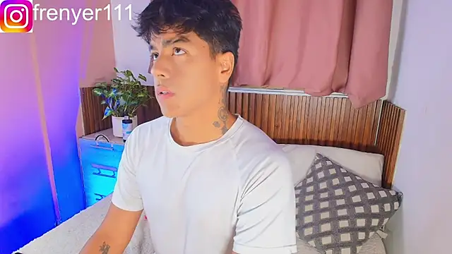 kiing azahell online show from 04-11-26, 03:03