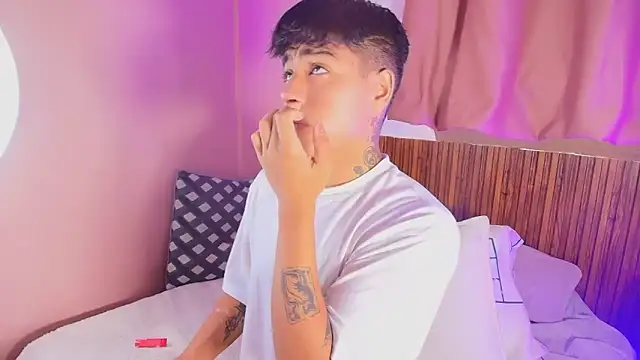 kiing azahell online show from 03-17-26, 10:13