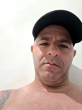 Snapshot of Marciogrei chatting on 10-24-25, 07:24 Marciogrei online show from 10-24-25, 07:24