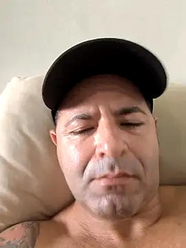 Snapshot of Marciogrei chatting on 03-02-26, 06:26 Marciogrei online show from 03-02-26, 06:26