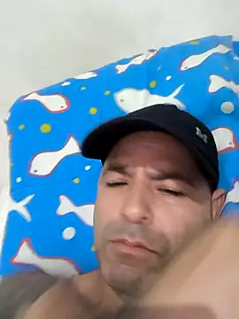 Snapshot of Marciogrei chatting on 10-28-25, 01:21 Marciogrei online show from 10-28-25, 01:21