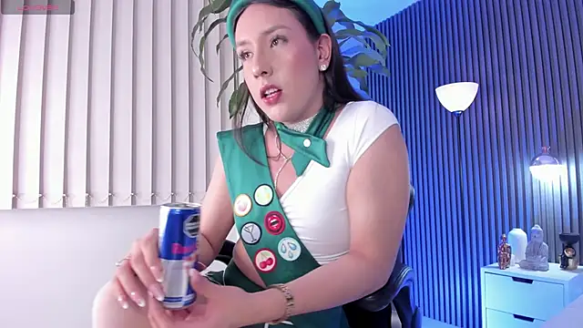 bella raiderr online show from 02-06-25, 02:44