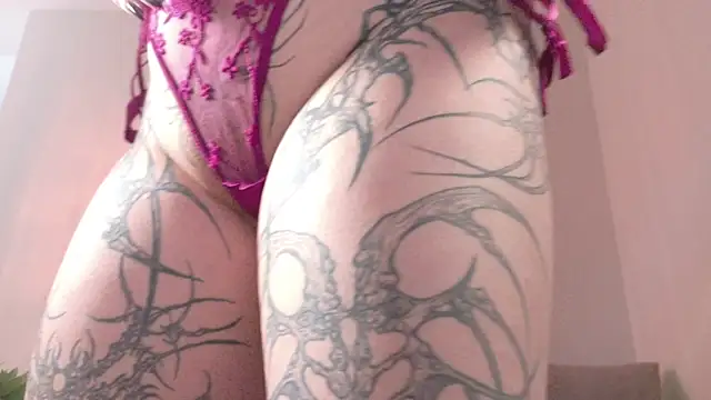 Yuriko May online show from 04-07-26, 09:33