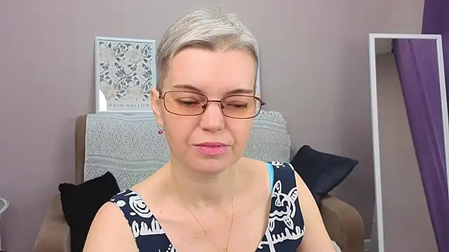 Snapshot of Cutie_Erikaa1 chatting on 11-30-25, 02:34 Cutie Erikaa1 online show from 11-30-25, 02:34