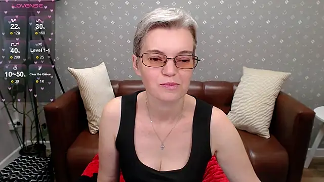 Cutie Erikaa1 online show from 10-10-25, 03:07
