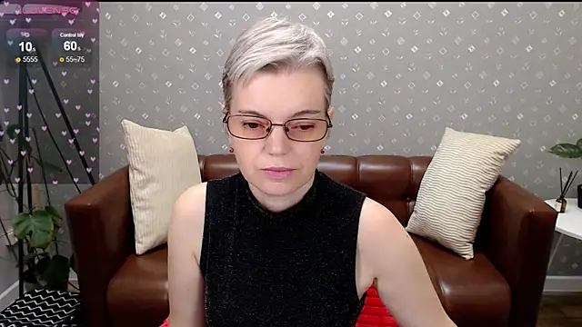 Cutie Erikaa1 online show from 10-15-25, 02:10