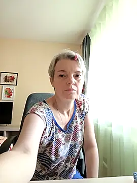 Snapshot of Cutie_Erikaa1 chatting on 06-15-26, 04:34 Cutie Erikaa1 online show from 06-15-26, 04:34