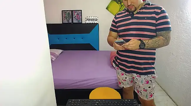 Snapshot of pitbullveryhot chatting on 03-09-25, 07:59 pitbullveryhot online show from 03-09-25, 07:59