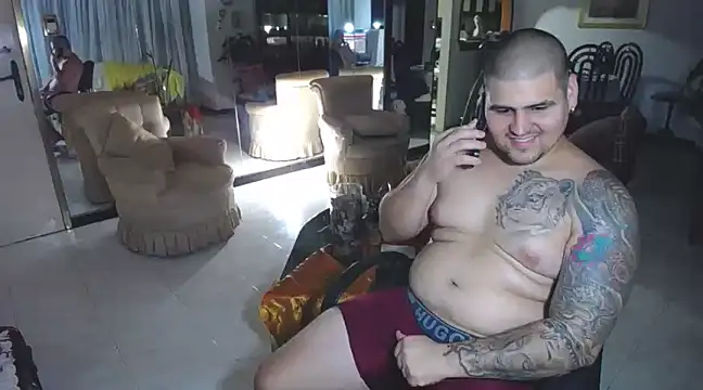 Snapshot of pitbullveryhot chatting on 02-06-25, 12:22 pitbullveryhot online show from 02-06-25, 12:22