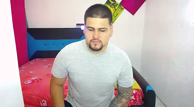 Snapshot of pitbullveryhot chatting on 03-22-25, 12:06 pitbullveryhot online show from 03-22-25, 12:06