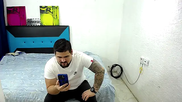 Snapshot of pitbullveryhot chatting on 10-02-25, 12:58 pitbullveryhot online show from 10-02-25, 12:58