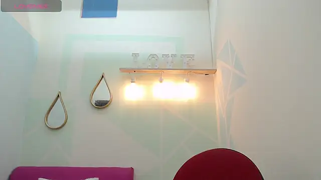 Mia-kalinfa online show from 01-30-25, 12:27