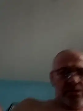 Snapshot of geilerschwanz64 chatting on 01-30-25, 05:17 geilerschwanz64 online show from 01-30-25, 05:17