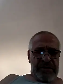 Snapshot of geilerschwanz64 chatting on 03-19-25, 12:59 geilerschwanz64 online show from 03-19-25, 12:59