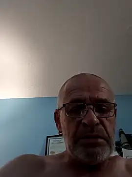 Snapshot of geilerschwanz64 chatting on 02-28-25, 03:48 geilerschwanz64 online show from 02-28-25, 03:48