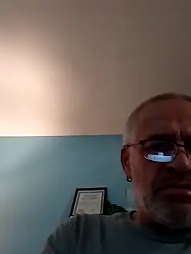Snapshot of geilerschwanz64 chatting on 02-27-25, 09:29 geilerschwanz64 online show from 02-27-25, 09:29