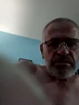 Snapshot of geilerschwanz64 chatting on 03-22-25, 05:06 geilerschwanz64 online show from 03-22-25, 05:06
