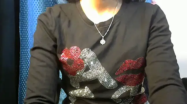 Snapshot of PyariMadam chatting on 01-06-25, 06:14 PyariMadam online show from 01-06-25, 06:14