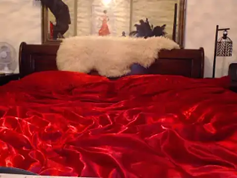 Snapshot of BettyDavisX chatting on 03-07-25, 09:17 BettyDavisX online show from 03-07-25, 09:17