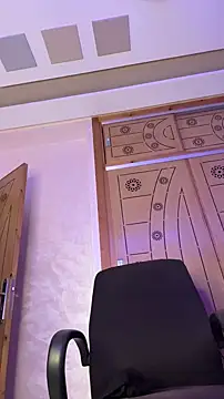 sexy kaaylie online show from 10-18-25, 09:17