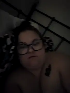 Snapshot of Tallulah-mae-xoxox chatting on 11-01-25, 12:06 Tallulah-mae-xoxox online show from 11-01-25, 12:06