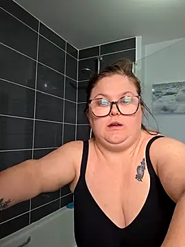 Tallulah-mae-xoxox online show from 04-12-26, 02:09