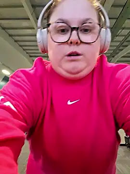 Snapshot of Tallulah-mae-xoxox chatting on 01-11-26, 03:41 Tallulah-mae-xoxox online show from 01-11-26, 03:41