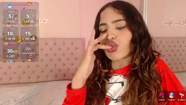 alice sofia online show from 10-13-25, 01:07