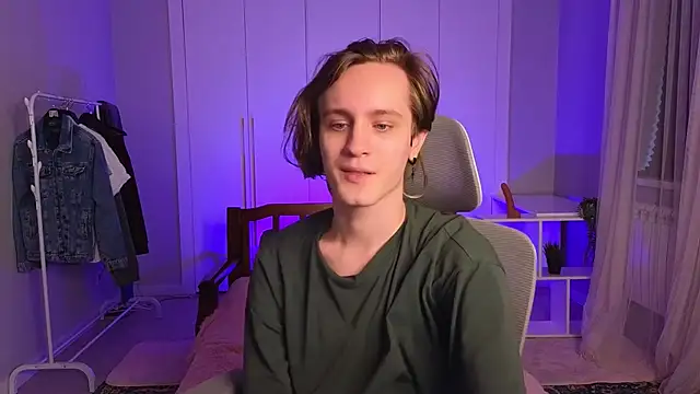 nikompell online show from 02-26-25, 04:52