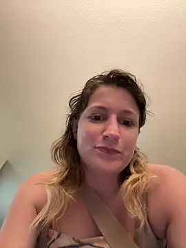Snapshot of torilux chatting on 05-26-26, 03:48 torilux online show from 05-26-26, 03:48